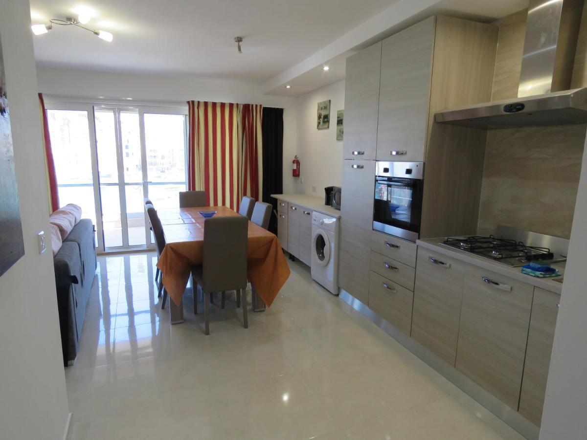 Aquamarine Sea Front Apartments - Second Floor Marsaskala Extérieur photo
